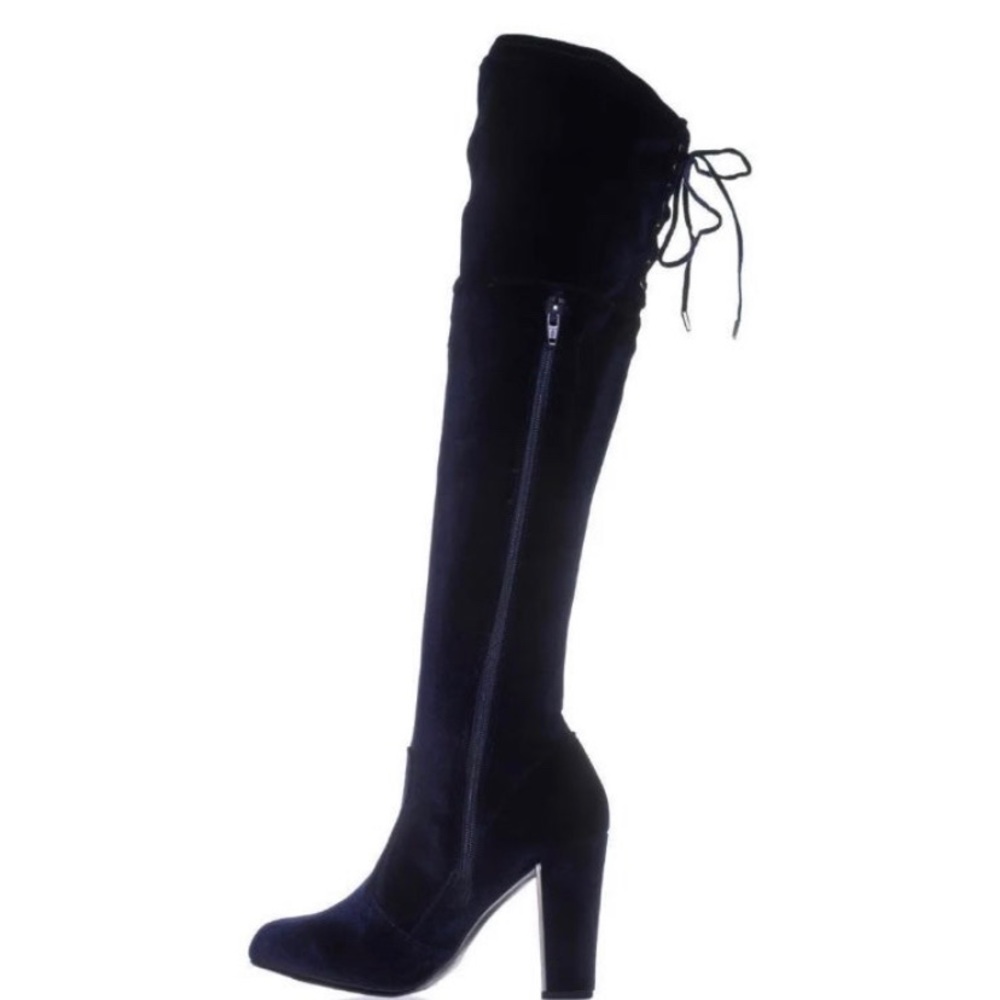 Over the knee Boots | Material Girl
Priyanka Over The Knee Boots Black
size 8.5